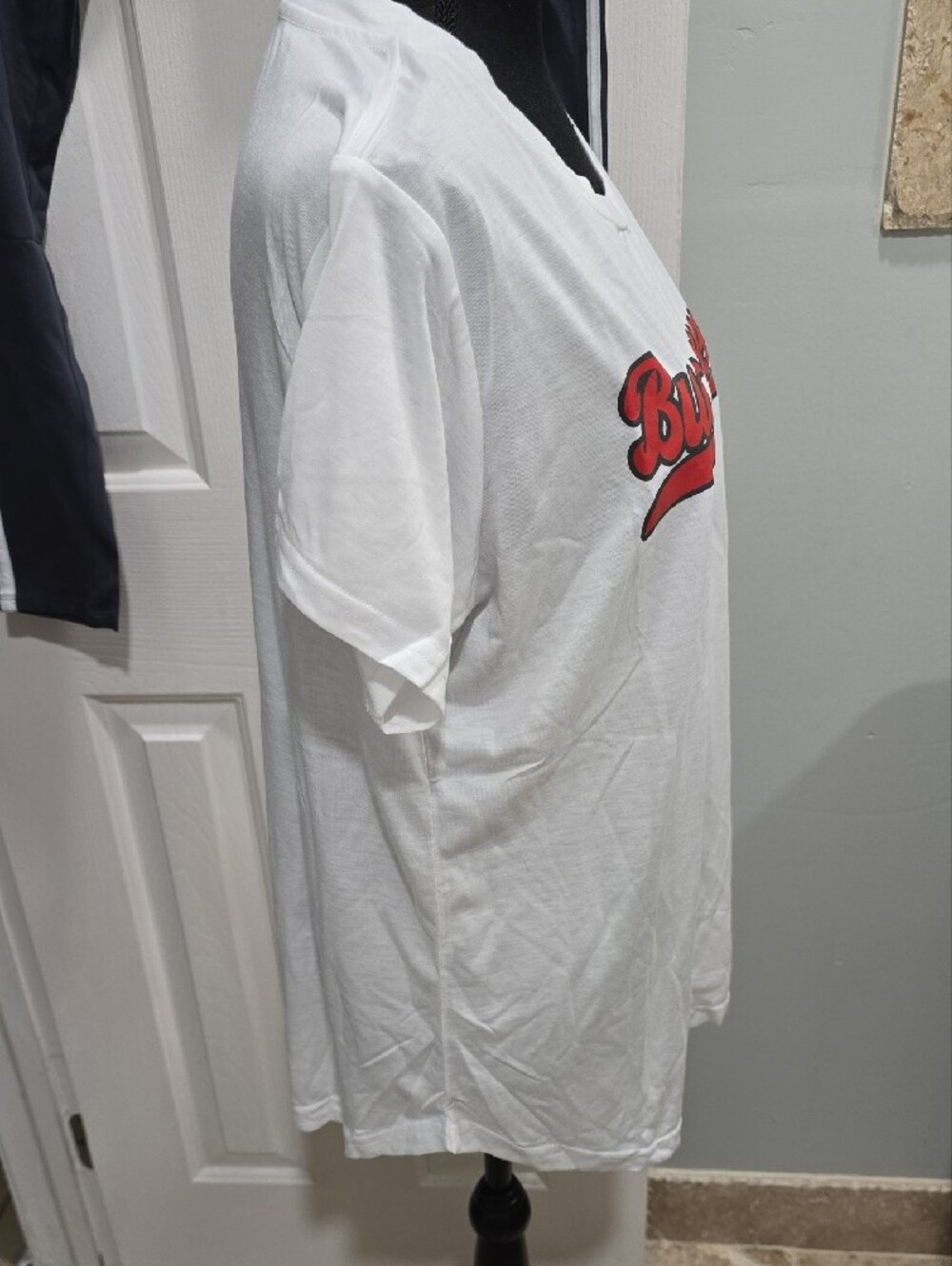 Tampa Bay Buccaneers Pajama Set Size XL - Picture 7 of 16